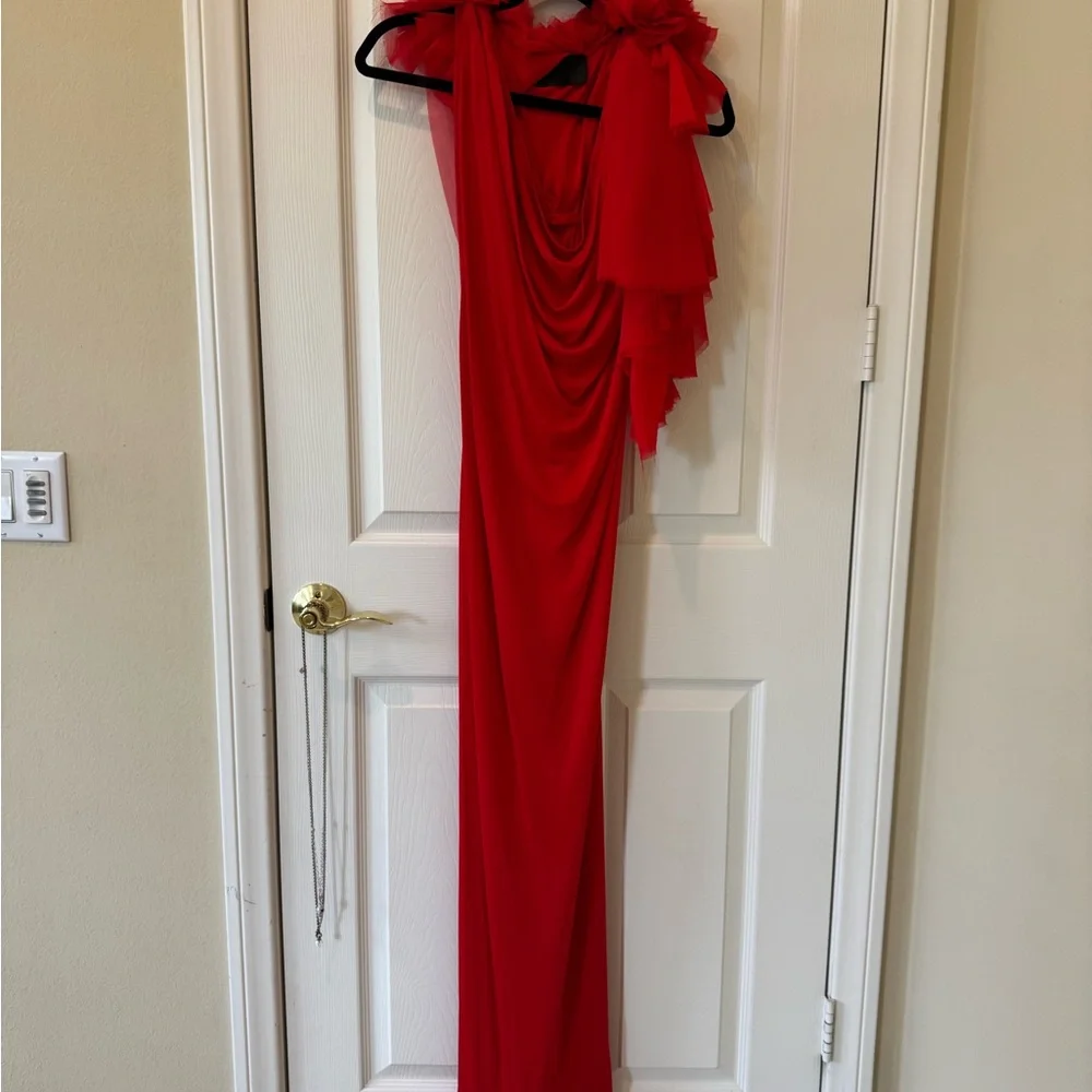 Boudicca Elegant Red Evening Gown